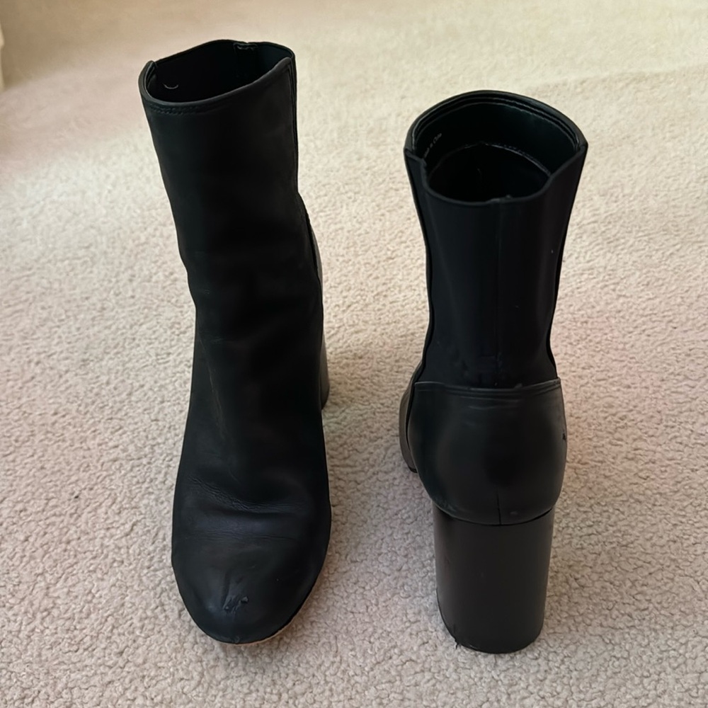 Dolce Vita black leather booties
